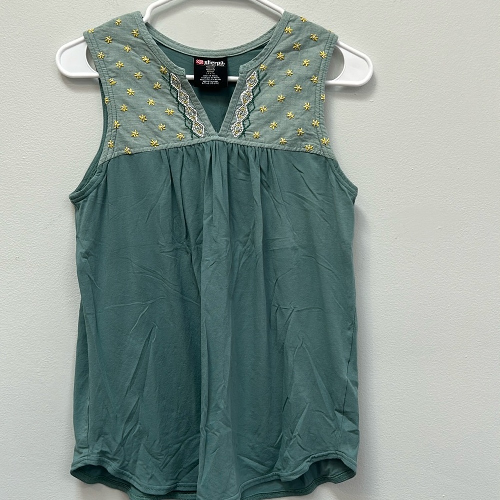 Sherpa tank top